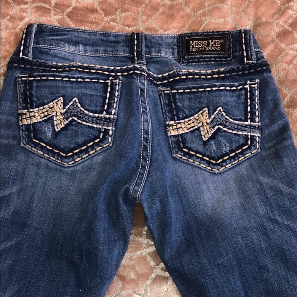 Miss Me skinny distressed look jeans size 29